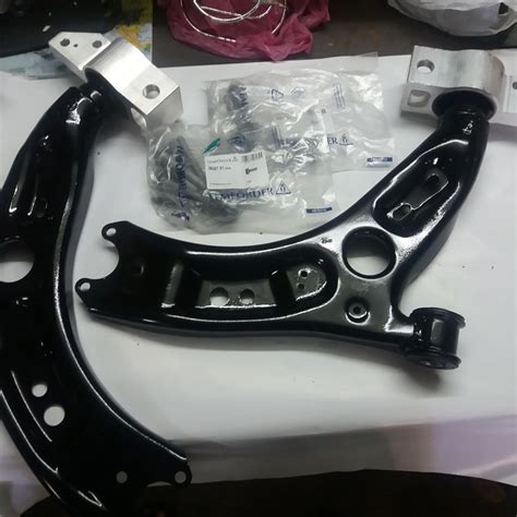 Замена передних рычагов в сборе Lemforder — Skoda Octavia A5 Mk2, 1,8 л ...