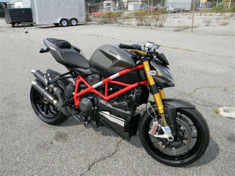 Buy 2012 Ducati Streetfighter S Standard On 2040 Motos