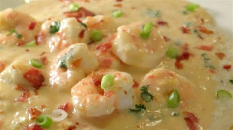 Creamy Southern Shrimp And Cheese Grits