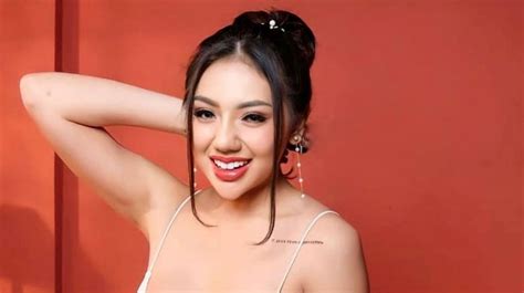 Cerita Amelia Si Model Foto Nude Hadapi Oknum Fotografer Aneh Pegang