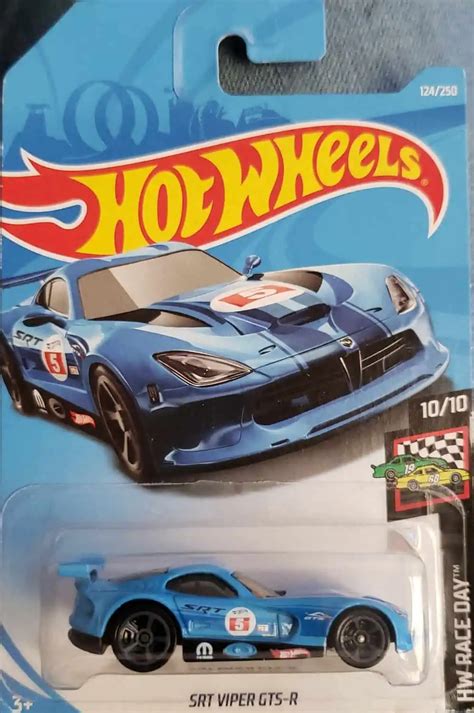 Hot Wheels Race Day SRT Viper GTS R Universo Hot Wheels
