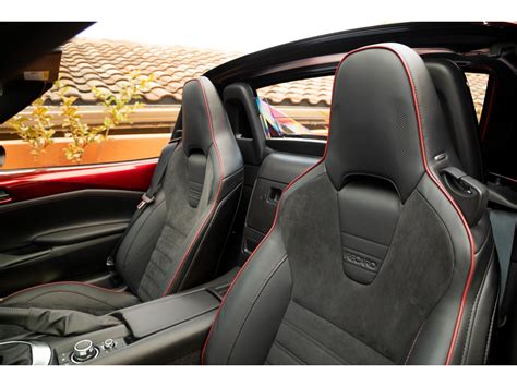 2023 Mazda MX-5 Miata: 32 Interior Photos | U.S. News