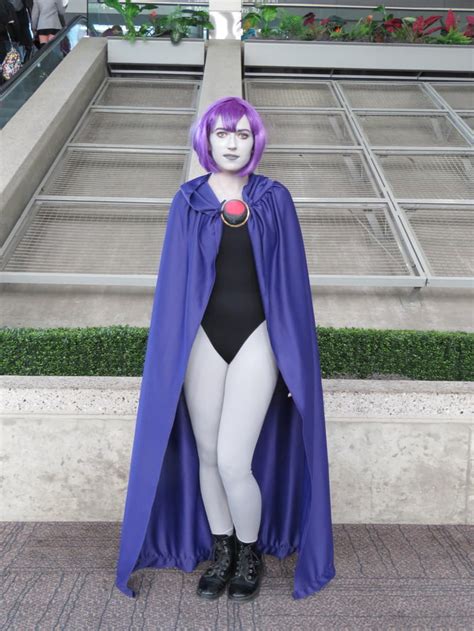 Raven Cosplay - 9GAG