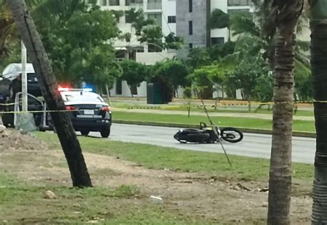 Mujer pierde la vida en accidente de moto sobre avenida Bonampak de Cancún