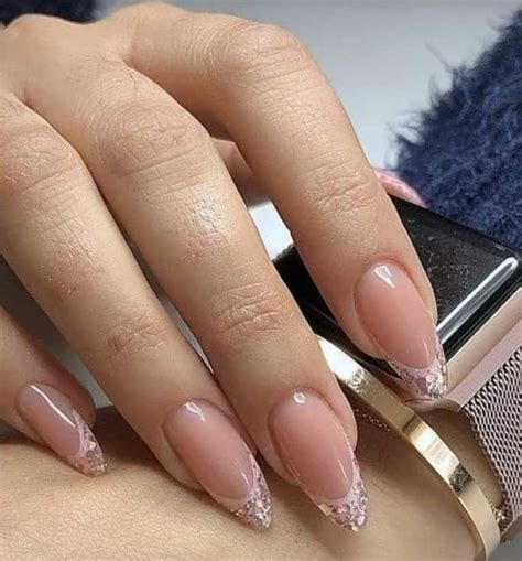 Pin by Estrella Montero on uñas Star Nude nails Simple nails Gel nails