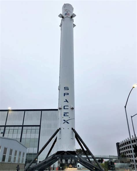 SpaceX restores a Falcon 1 rocket for 10th anniversary of first launch ...