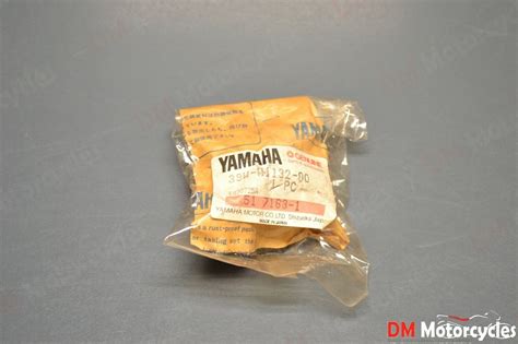 Yamaha Genuine Nos Yz Yz Power Valve Holder Pn W W