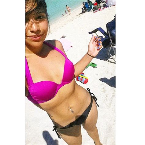 Hot Sexy Lillian Vilchez Bikini Pics