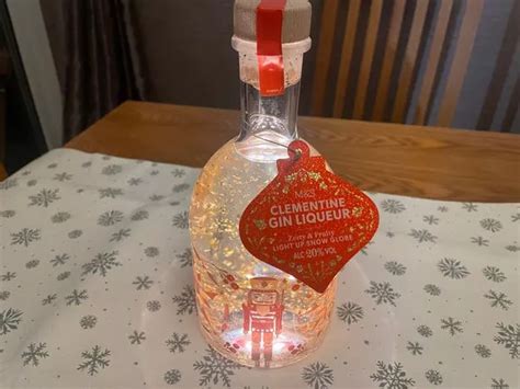 I Tried Aldi And Marks Spencer S Light Up Christmas Gins And