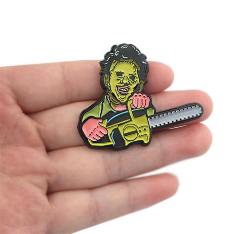 Enamel Pin Texas Chainsaw Massacre Leatherface Smile Distinct Pins