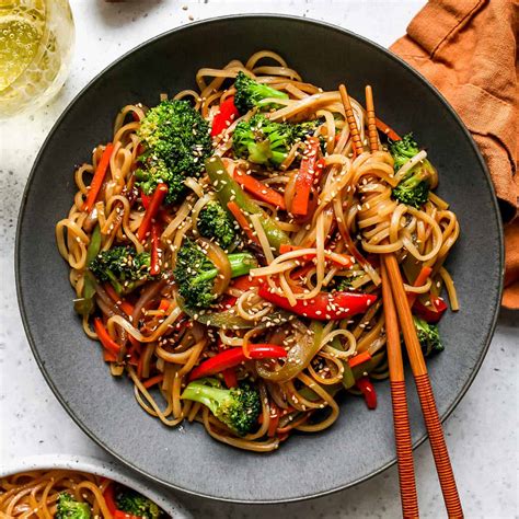 Pan Fried Noodles Vs Lo Mein