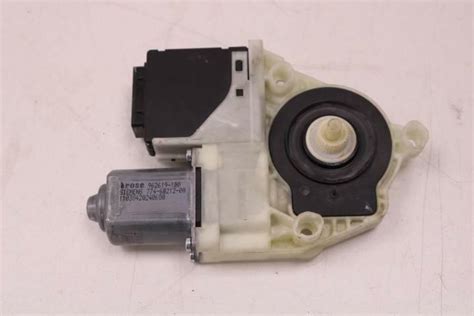 Raammotor Linksachter VW Passat B6 1K0959703AB OnderdelenZoeker Nl