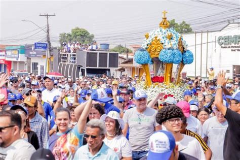 C Rio De Nossa Senhora De Nazar Leva Mais De Nove Mil Pessoas Para A