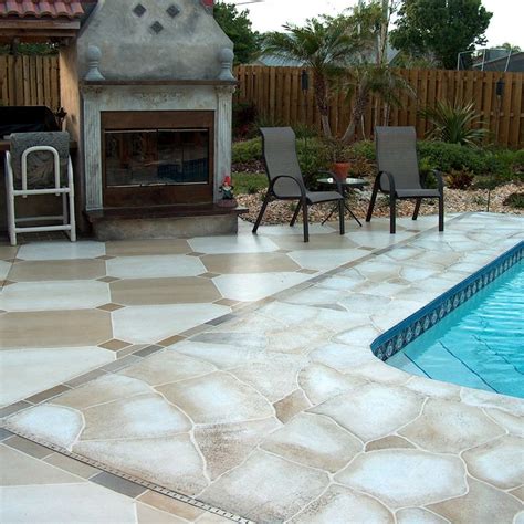 Flagstone Pool Deck Houzz