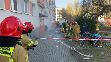 Świnoujście Wybuch gazu w bloku Są ranni TVN24