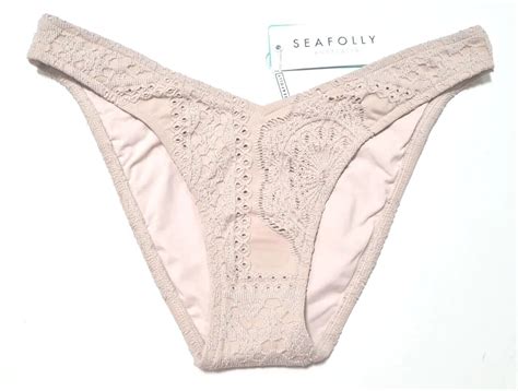 SEAFOLLY BIKINI BOTTOMS BNWT SIZE 10 M V CUT CHEEKY BRODERIE FABRIC RRP