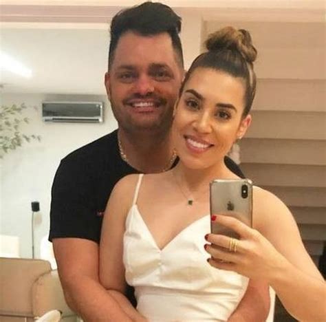 Naiara Azevedo Pede Medida Protetiva Contra Ex Cantora J Estrelou