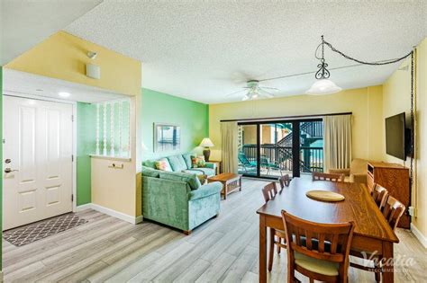 Three-bedroom Gulf Front | All Seasons Vacation Resort | Tampa Bay / St. Petersburg Condo Rentals