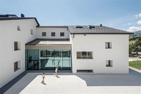 Bildergalerie Zu Grundschule In S Dtirol Von Feld Raum Gewinnen