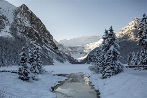 Banff Lake Louise And Johnston Canyon Winter Wonderland Tour