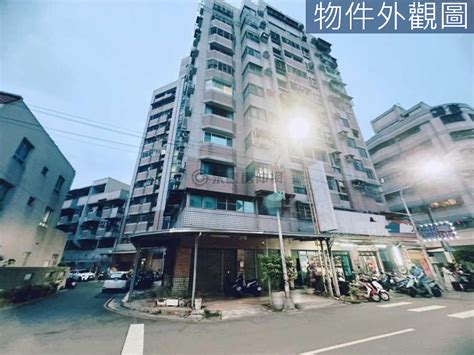 榮總商圏霞海重劃大面寬三角窗店面雙平面車位 高雄市左營區榮總路王冠別墅知性大樓房屋 Yc0942373 永慶不動產