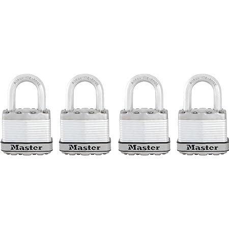 Master Lock M Xqlf Magnum Heavy Duty Outdoor Padlock With Key Pack