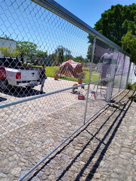 Malla Ciclonica Con Puerta Corredizas En Rancho Alambrados Concermalla