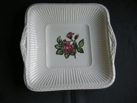 Servies Wedgwood Moss Rose Presenteerschaal Servies