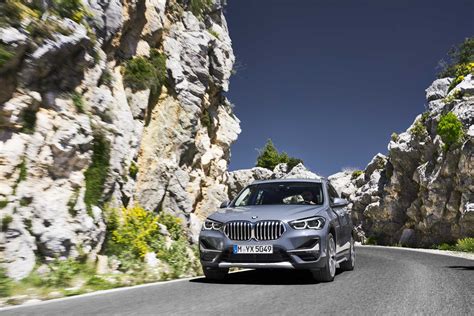 Der Neue BMW X1 Fahraufnahmen Exterieur Storm Bay Mit XLine