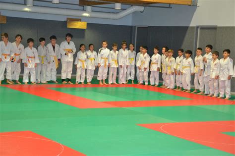 DOJO ASAHI Les photos de l arbre de Noël du judo club de Condrieu 19