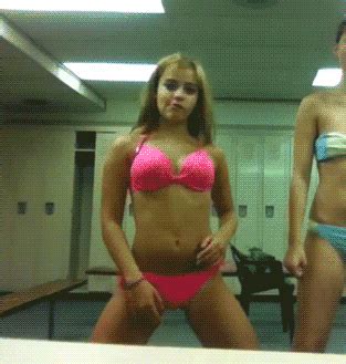 Bikini Gifs Sex Gifs Porn XXX GIFs 3900674 PICTOA