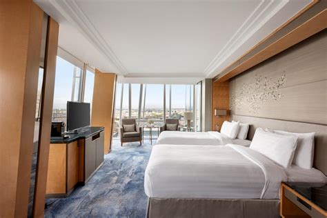 Shangri-La Hotel At The Shard in London - Room Deals, Photos & Reviews