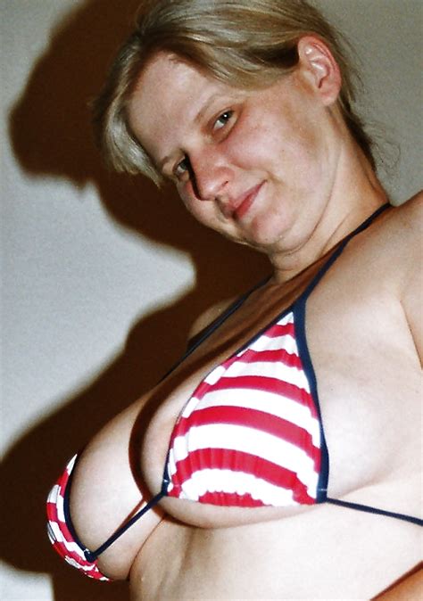 SAG Curvy Wife S Hot Body And Tits In A Striped Bikini Porn Pictures XXX Photos Sex