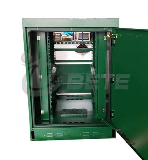 Outdoor Network Enclosure 19 Inch Rack Cabinet Cooling System Ip65