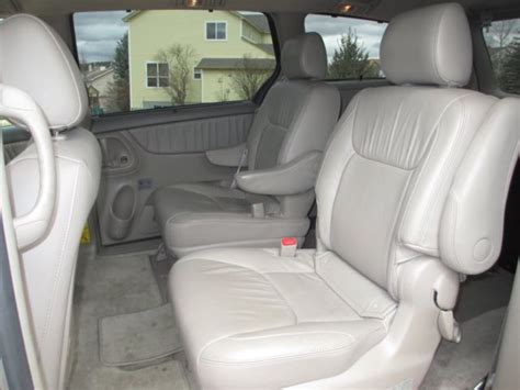 Toyota Sienna Xle Rear Entry Handicap Accessible Wheelchair Van