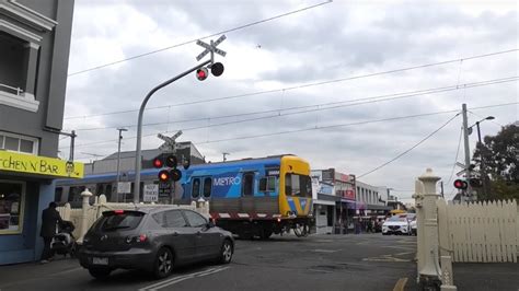 Anderson Street Yarraville Victoria LXRA Railway Crossing YouTube