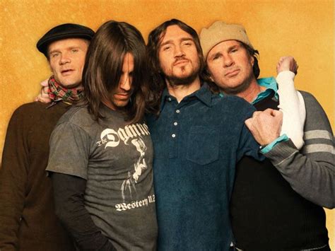 Photo Gallery: Red Hot Chili Peppers Members Throughout the Years ...