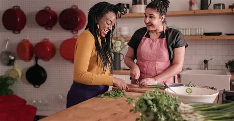 Salt Fat Acid Heat - streaming tv show online