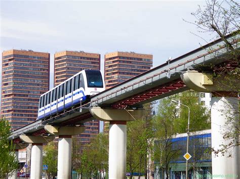 Цифровые фотографии большого размера. Московский монорельс.