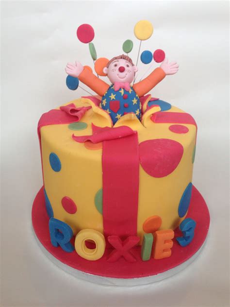 Me Tumble burst cake | Mr tumble birthday cake, Mr tumble cake ...