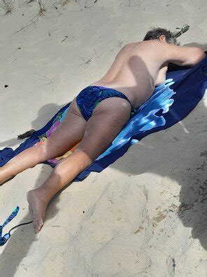 Teens Lilly And Irie Fulfill Lesbian Desires P Porn Pic