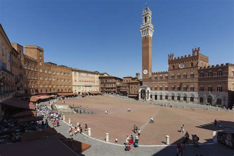 Siena Prosegue La Consegna Dei Sacchetti Della Differenziata Ecco