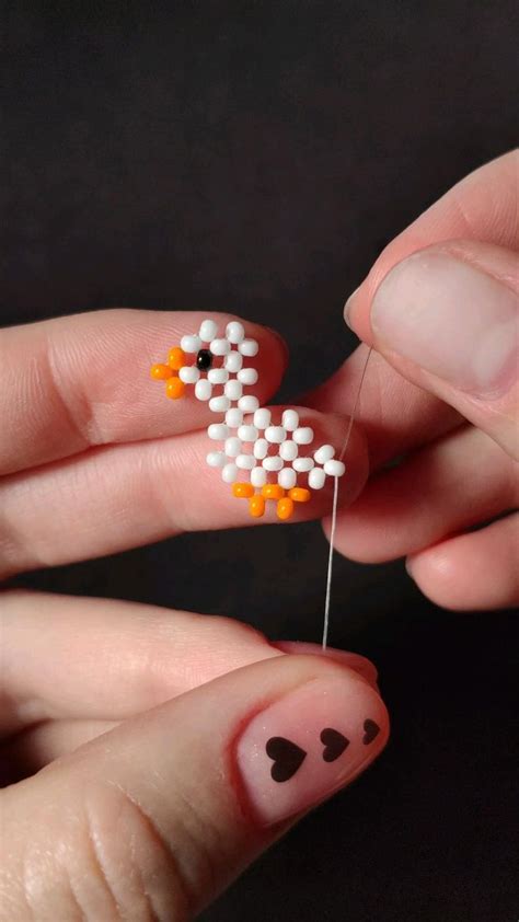 Фигурка гусь из бисера в технике крестик | Cose da fare, Creativo, Idee
