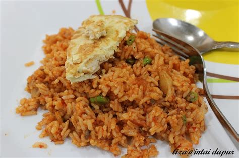 Intai Dapur Nasi Goreng Sardin Dan Telur Dadar Ayam