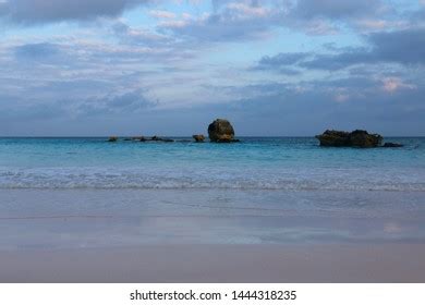 Pink Sand Beach Horseshoe Bay Bermuda Stock Photo 1444318235 | Shutterstock