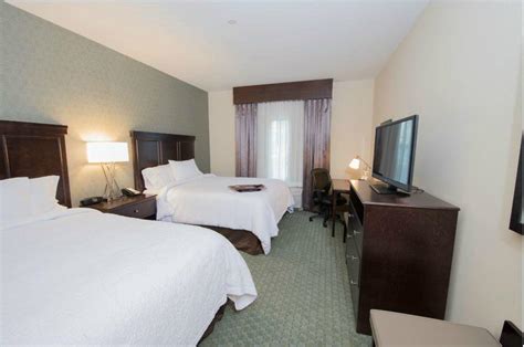 Hampton Inn & Suites Bismarck Northwest (Bismarck, ND): What to Know ...