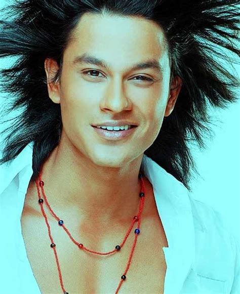 Shirtless Bollywood Men Kunal Khemu Strips Off Hot Bollywood Hunk Cutie Pie