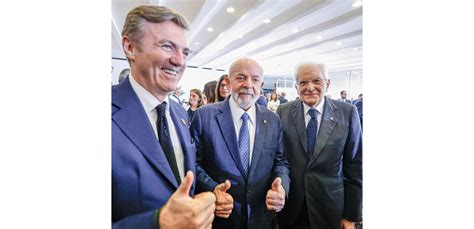 Em Junho Silveira E Lula Confraternizaram Ceo Da Enel