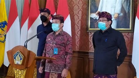 PPKM Darurat Berlaku Bule Di Bali Pelanggar Prokes Akan Dideportasi