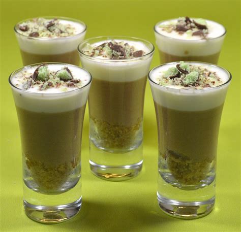 Kitchen Delights: Recipe: Chocolate Mint Aero Mousse